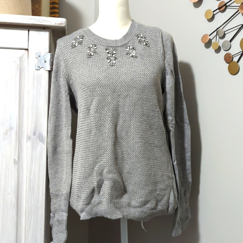 The Limited Sweater Holiday/Seasonal Size L